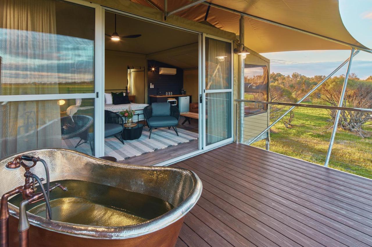 Willow Wood Glamping Retreat Broadwater Bagian luar foto