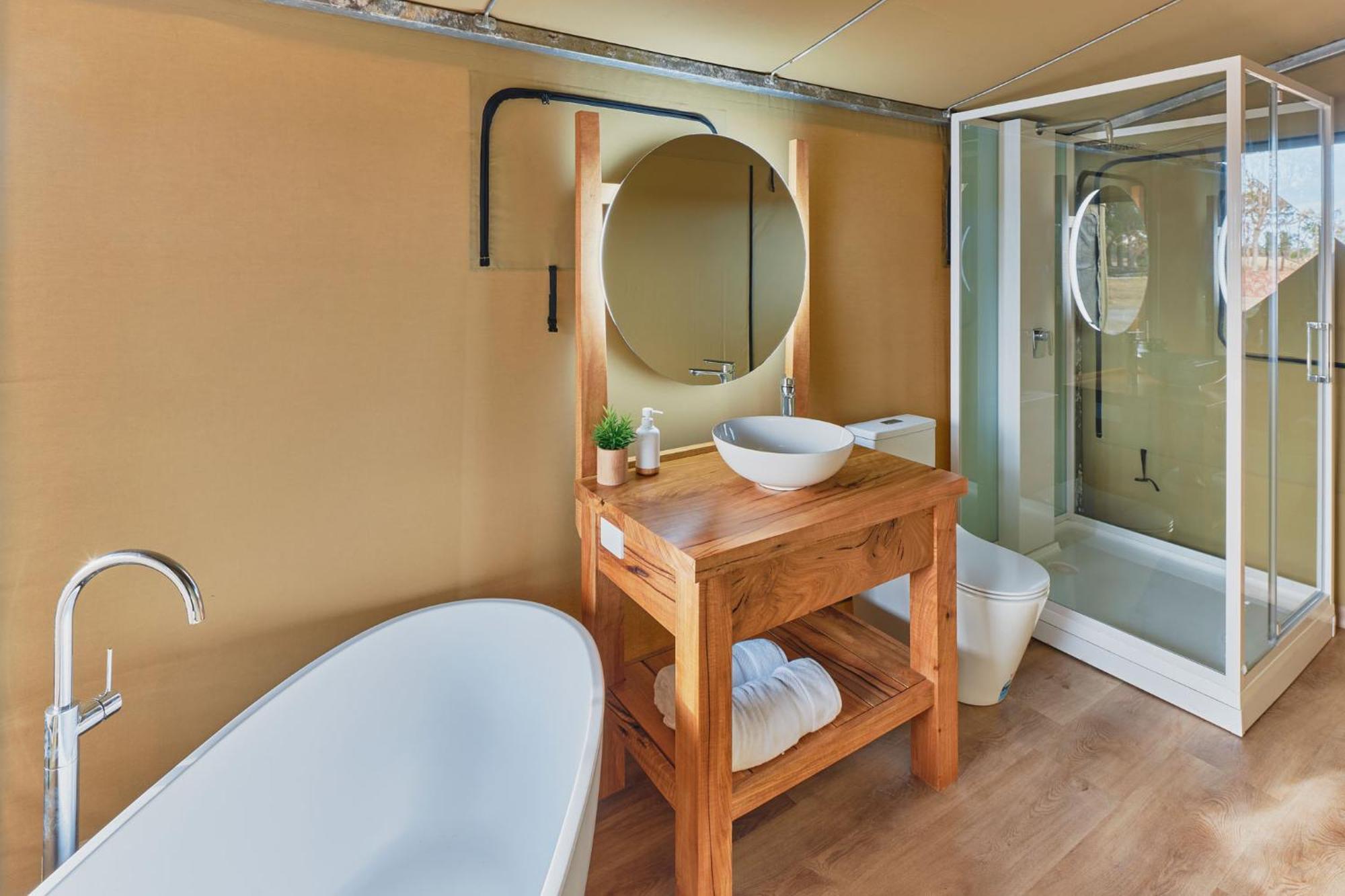 Willow Wood Glamping Retreat Broadwater Bagian luar foto